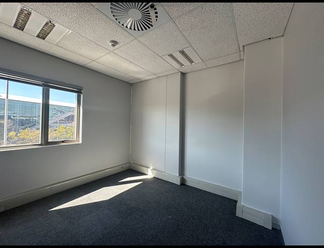 680M² OFFICE TO LET IN CENTURION CENTRAL